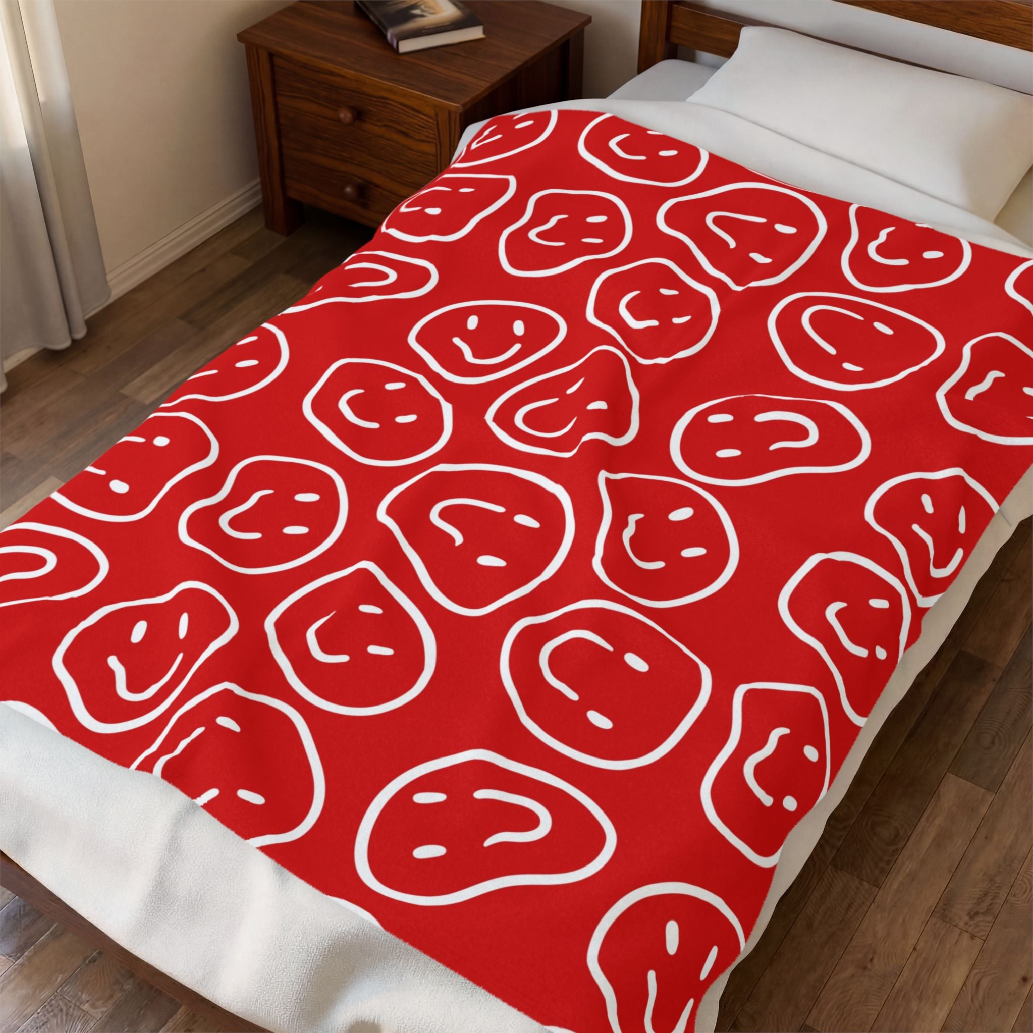 Velveteen Plush Blanket - Red Smiley Face Pattern Cozy Throw
